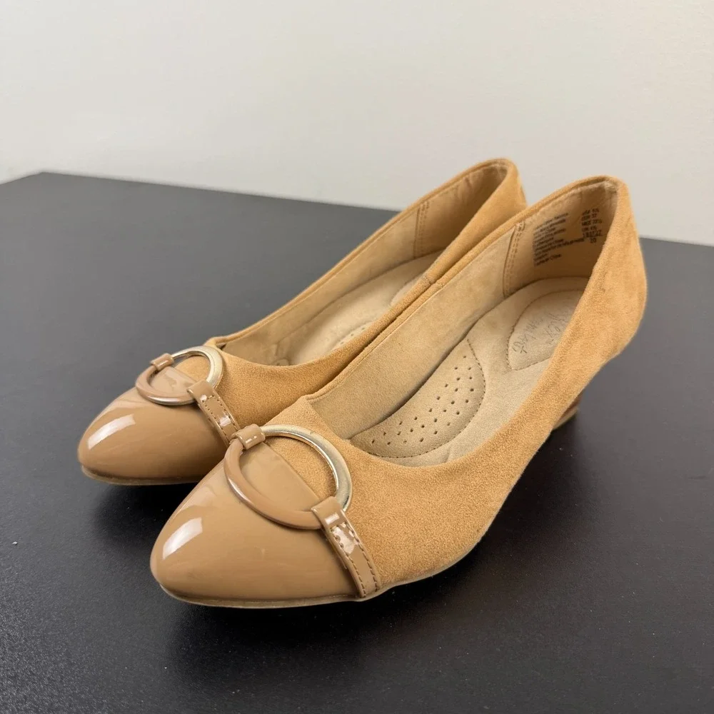 Dexflex Comfort Wedge Heels Womens 6.5 Brown Suede Slip On Career Casual Dressy